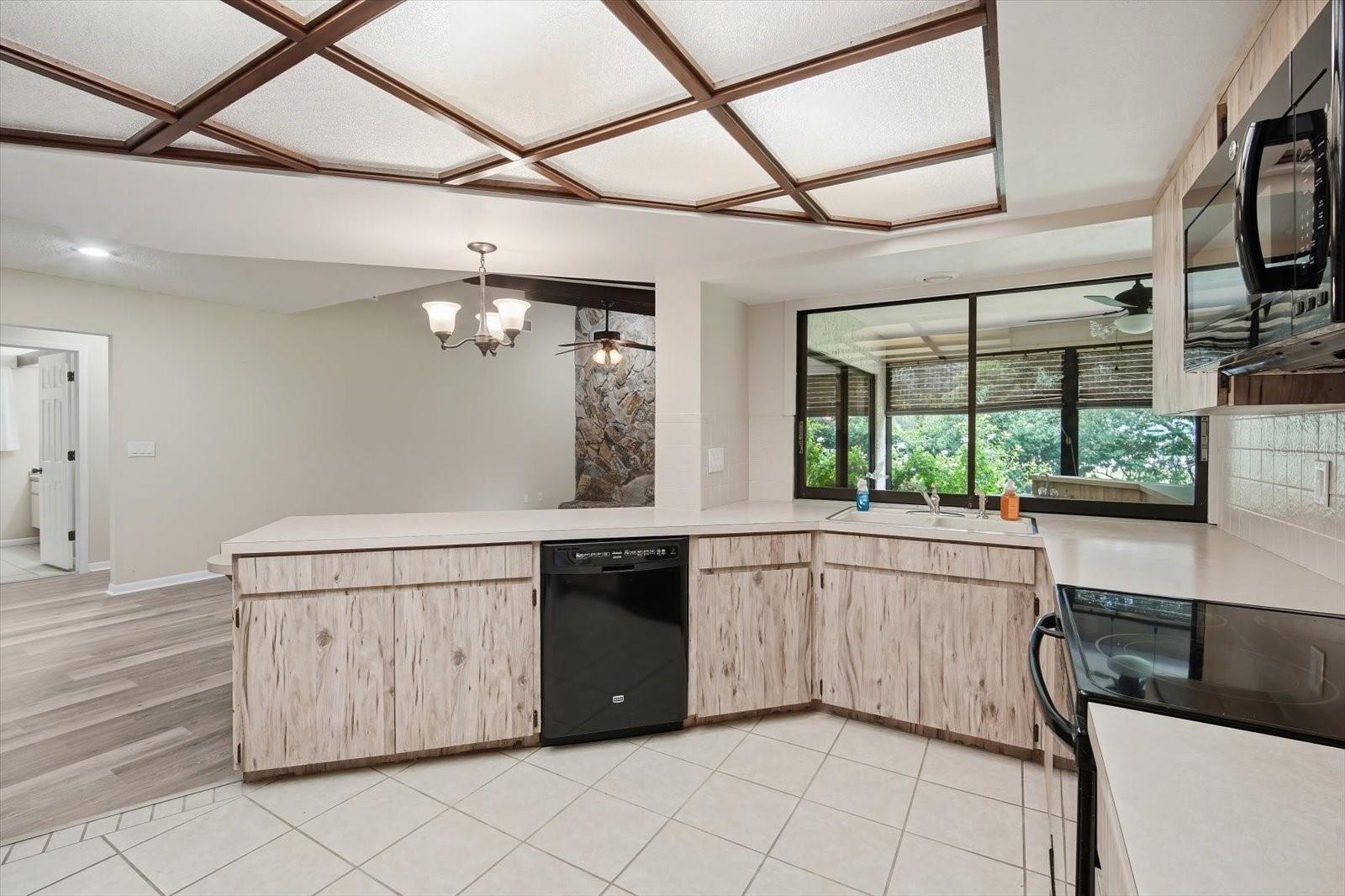 1405 LAUREL CT, PLANT CITY, FL — photo 9