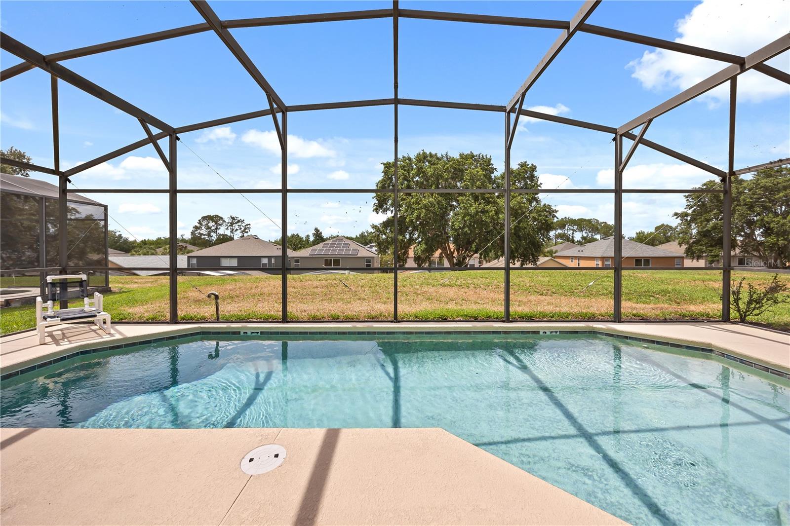 8675 LA ISLA DR, KISSIMMEE, FL — photo 2