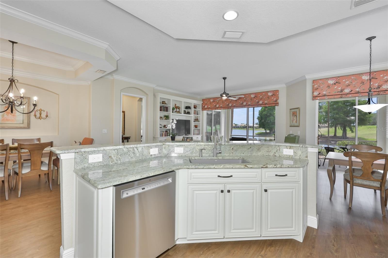 1440 EMERALD DUNES DR, SUN CITY CENTER, FL — photo 9