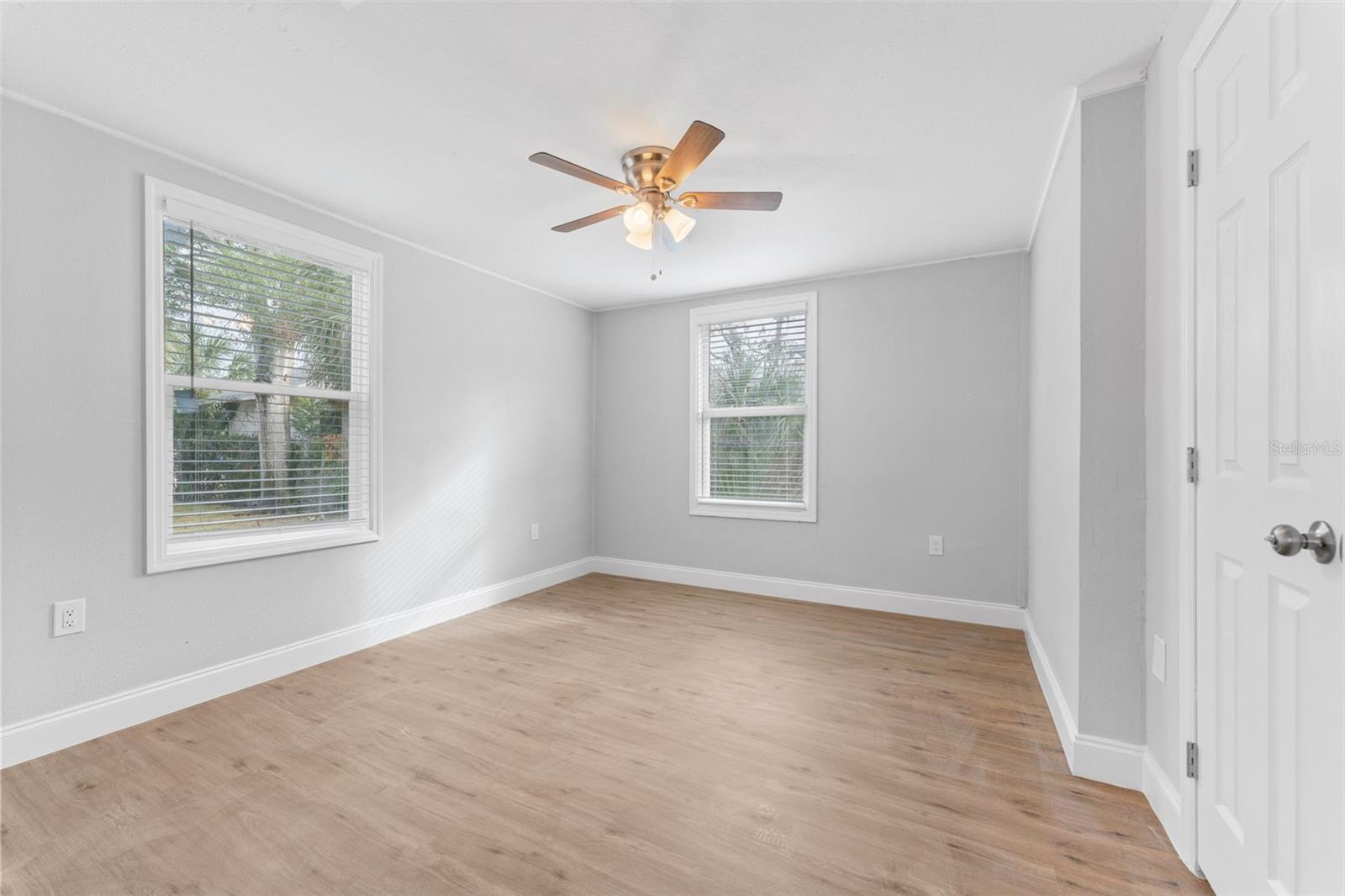 1927 13TH ST S, ST PETERSBURG, FL — photo 10