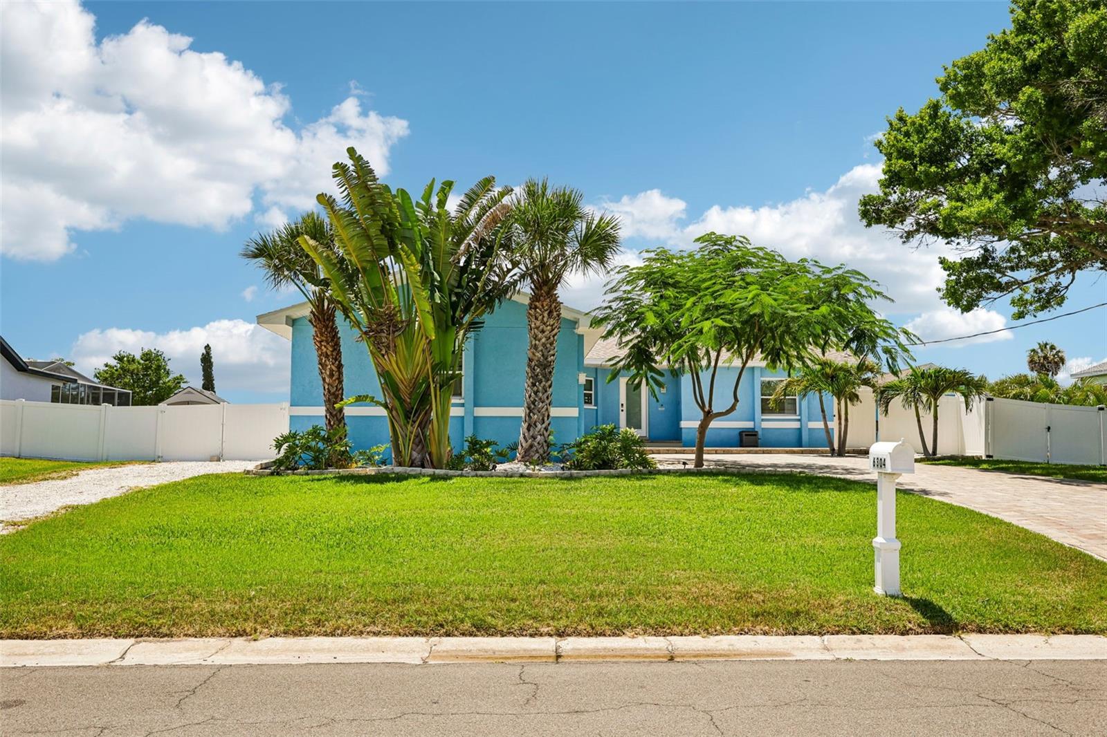 6304 FLAMINGO DR, APOLLO BEACH, FL — photo 82