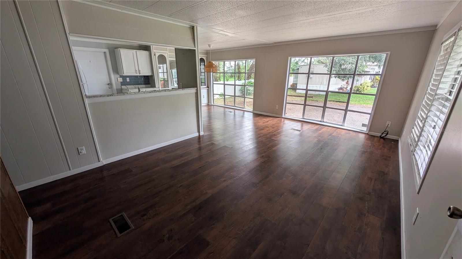 11716 E U.S. HIGHWAY 92, SEFFNER, FL — photo 2