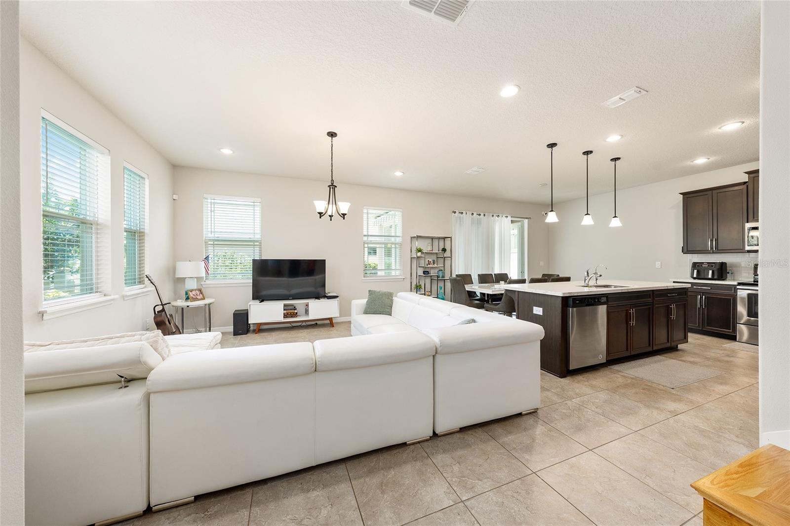 2260 RAPOLLO DR, KISSIMMEE, FL — photo 3