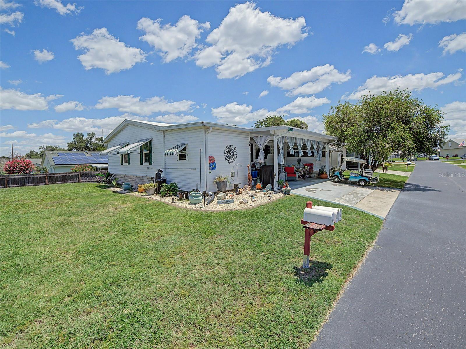 37513 CAMPO AVE, ZEPHYRHILLS, FL — photo 2