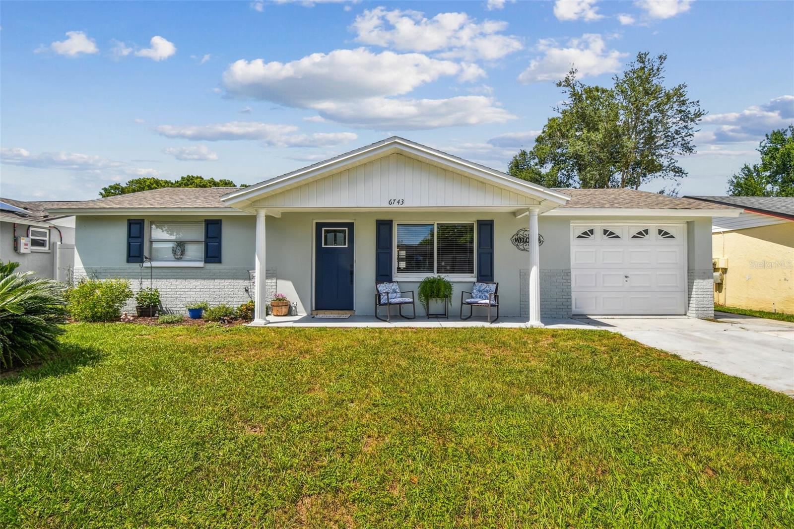 6743 KNIGHTSBRIDGE DR, NEW PORT RICHEY, FL