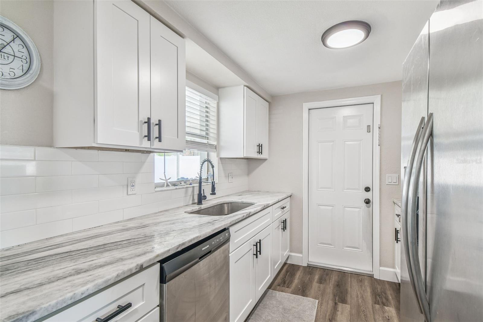 6743 KNIGHTSBRIDGE DR, NEW PORT RICHEY, FL — photo 12