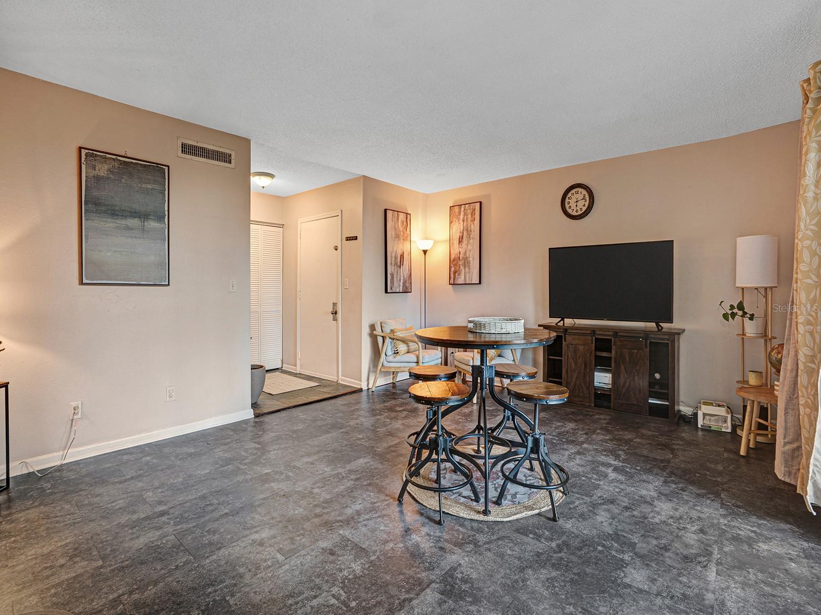 625 N KEENE RD #B, CLEARWATER, FL — photo 6