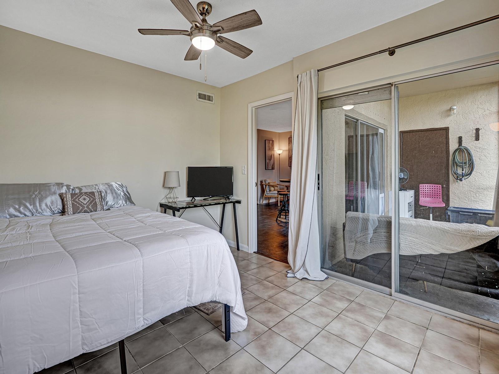 625 N KEENE RD #B, CLEARWATER, FL — photo 20