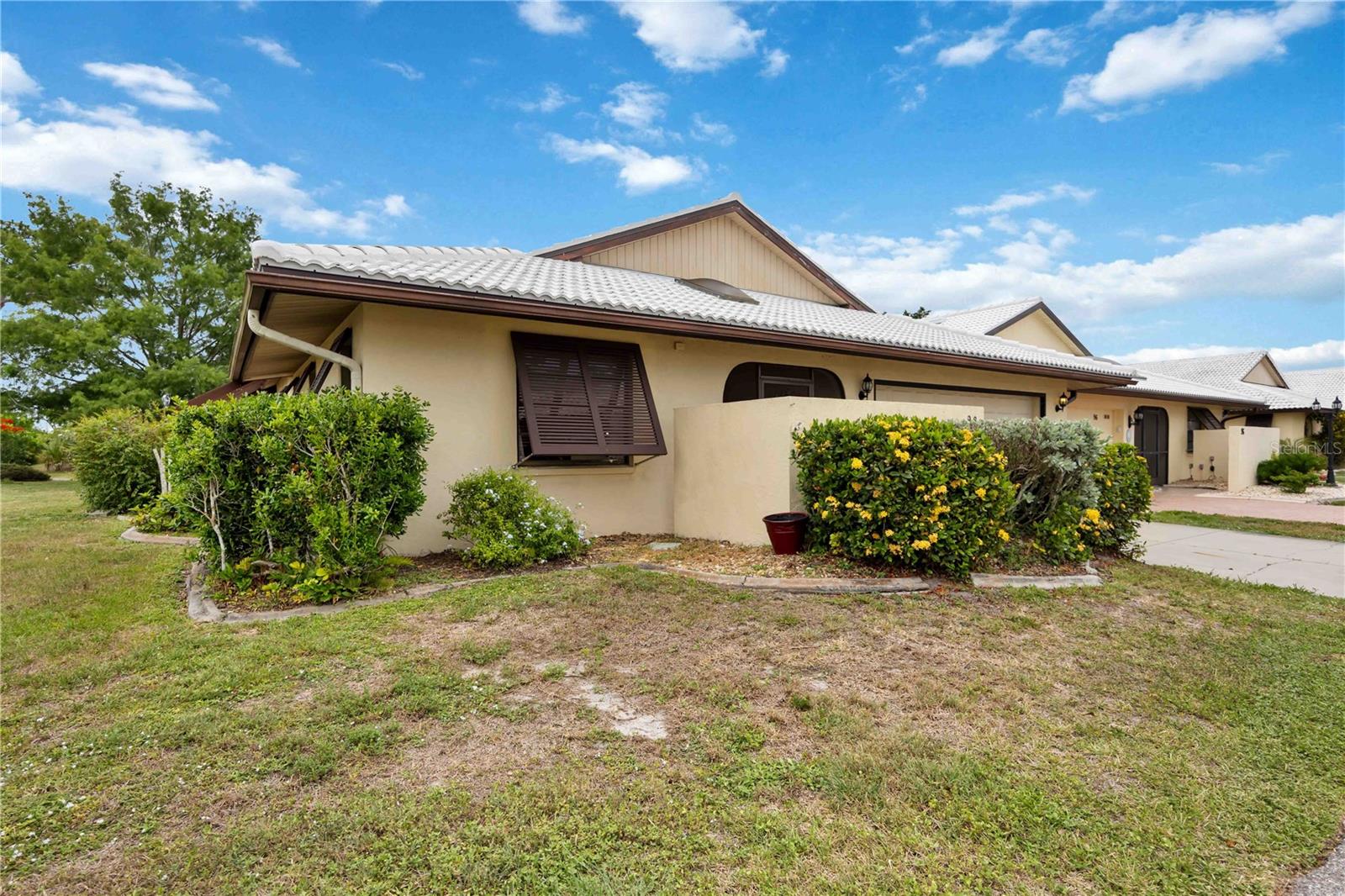 98 DRIFTING SANDS DR, VENICE, FL — photo 2