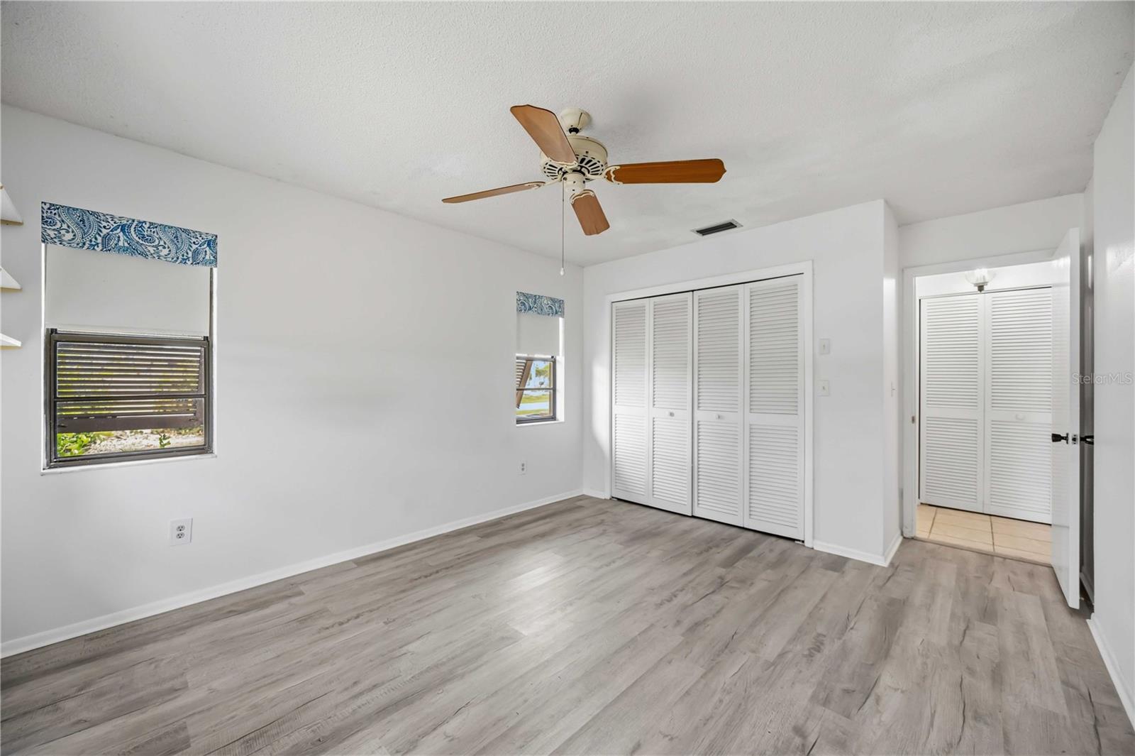 98 DRIFTING SANDS DR, VENICE, FL — photo 32