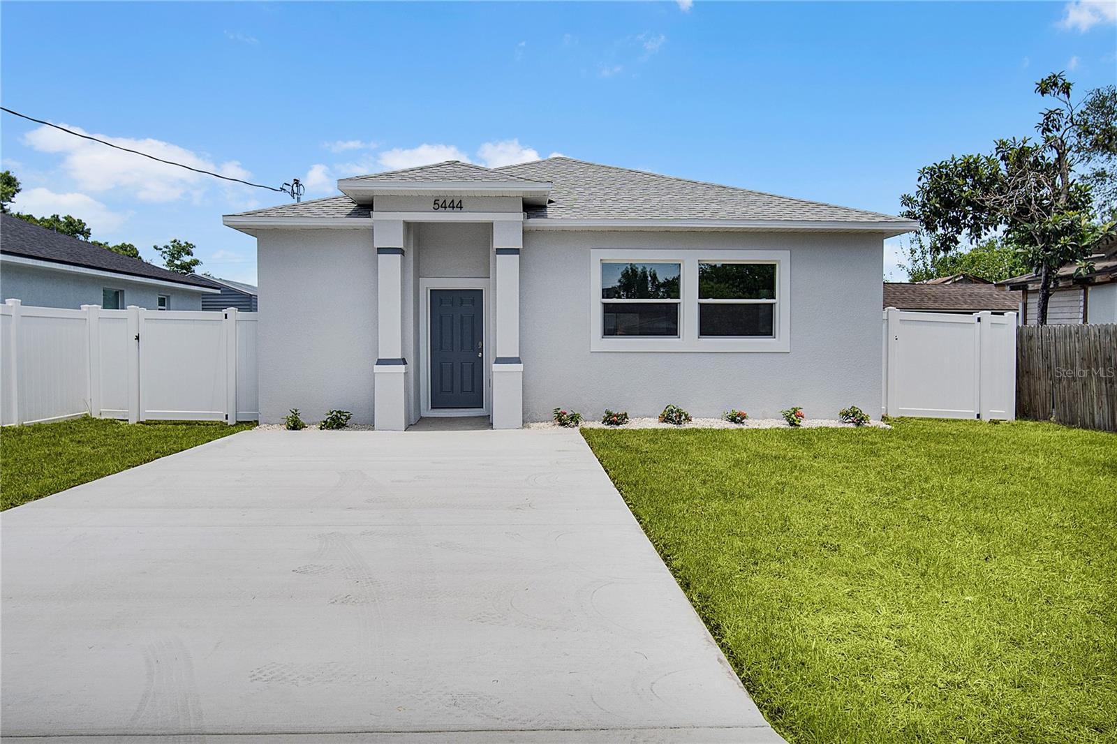 5444 SIMMONS RD, LAKELAND, FL