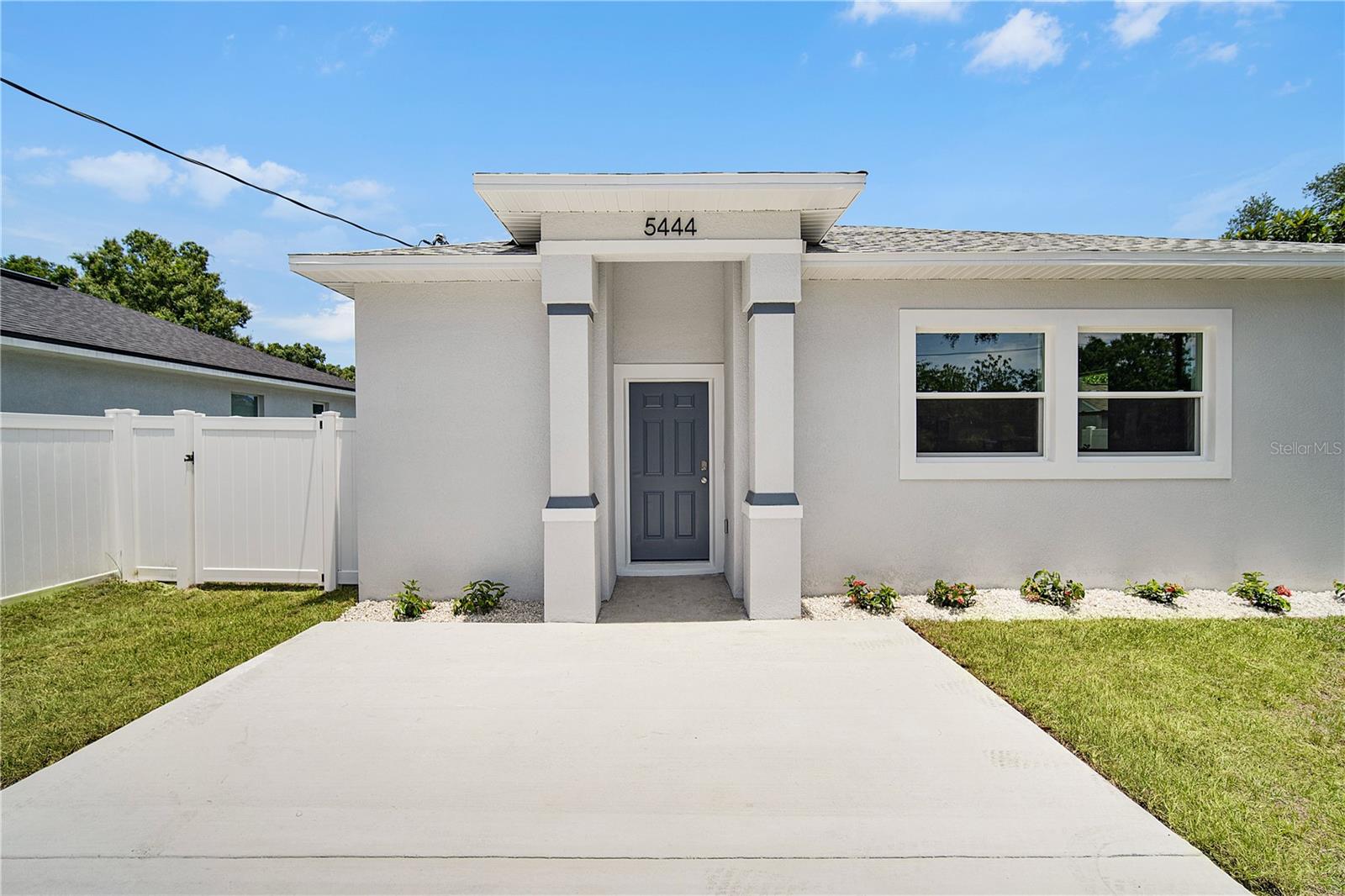5444 SIMMONS RD, LAKELAND, FL — photo 2