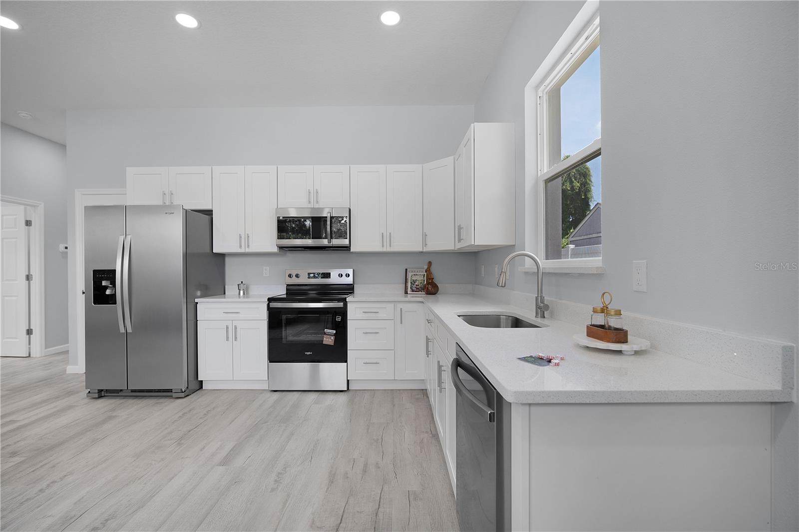 5444 SIMMONS RD, LAKELAND, FL — photo 12