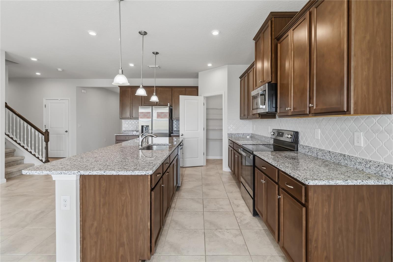 5581 VIGO LOOP, ST CLOUD, FL — photo 9