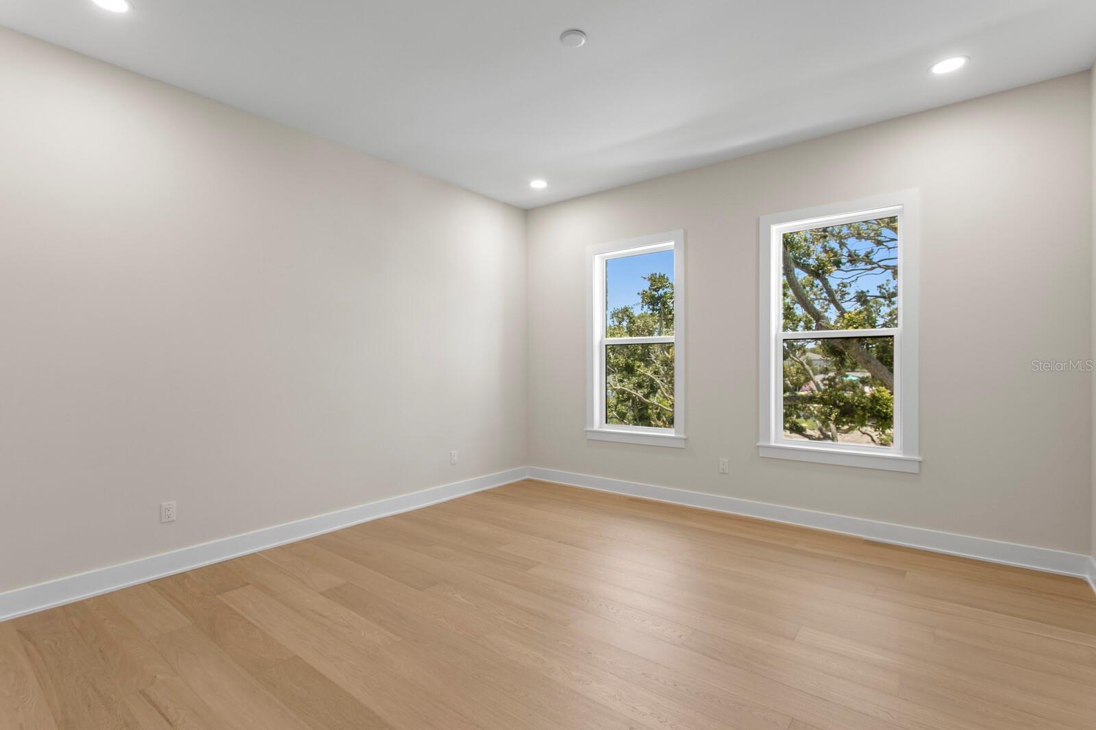 5021 W LEONA ST, TAMPA, FL — photo 38