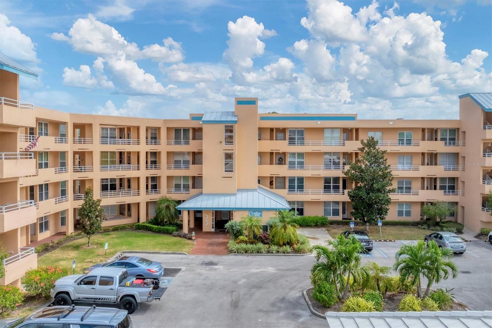 4530 PINEBROOK CIR #208, BRADENTON, FL — photo 4