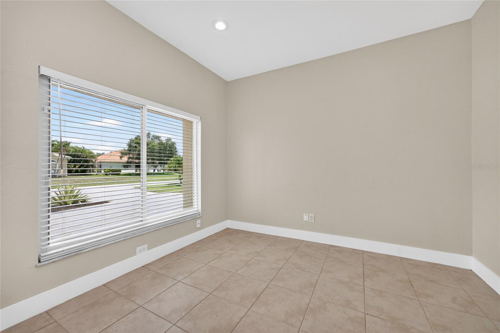 3310 SW 26TH AVE, CAPE CORAL, FL — photo 12