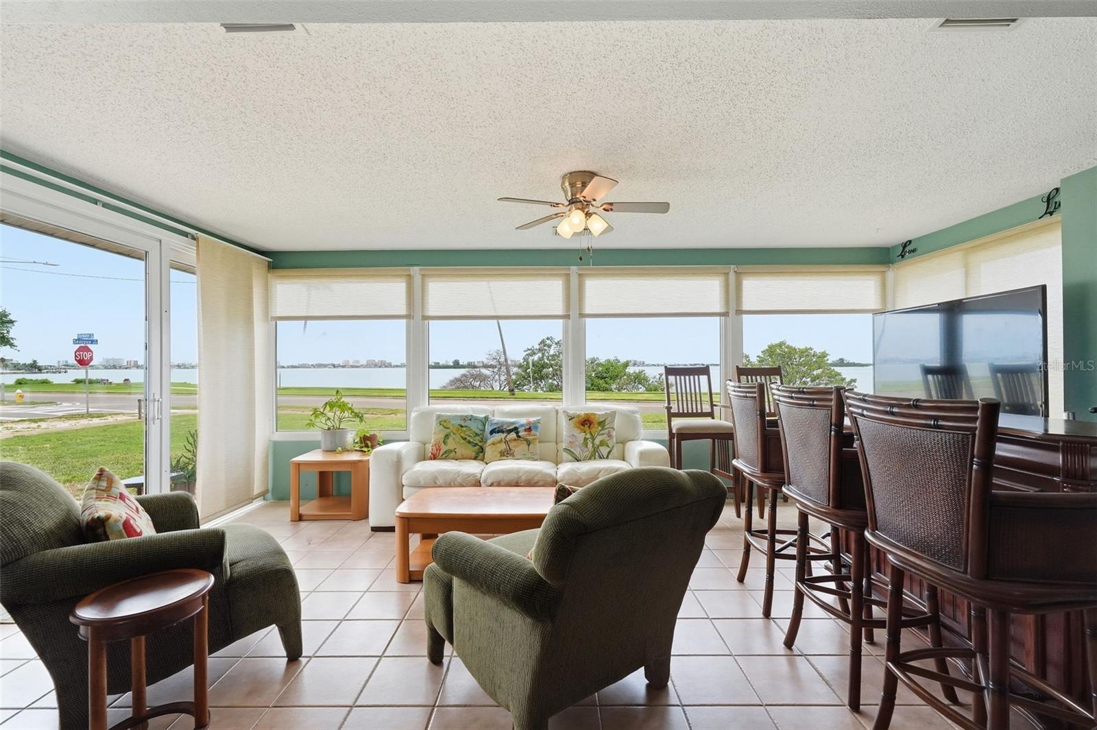 1963 EDGEWATER DR, CLEARWATER, FL — photo 47