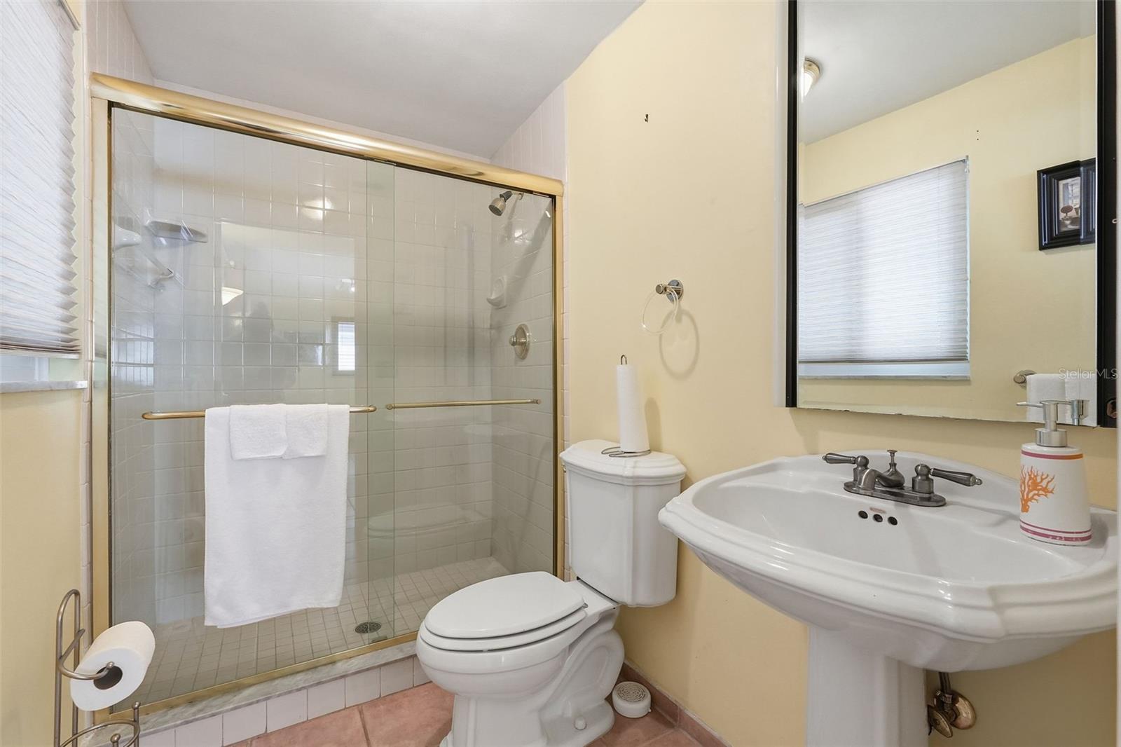 1963 EDGEWATER DR, CLEARWATER, FL — photo 75