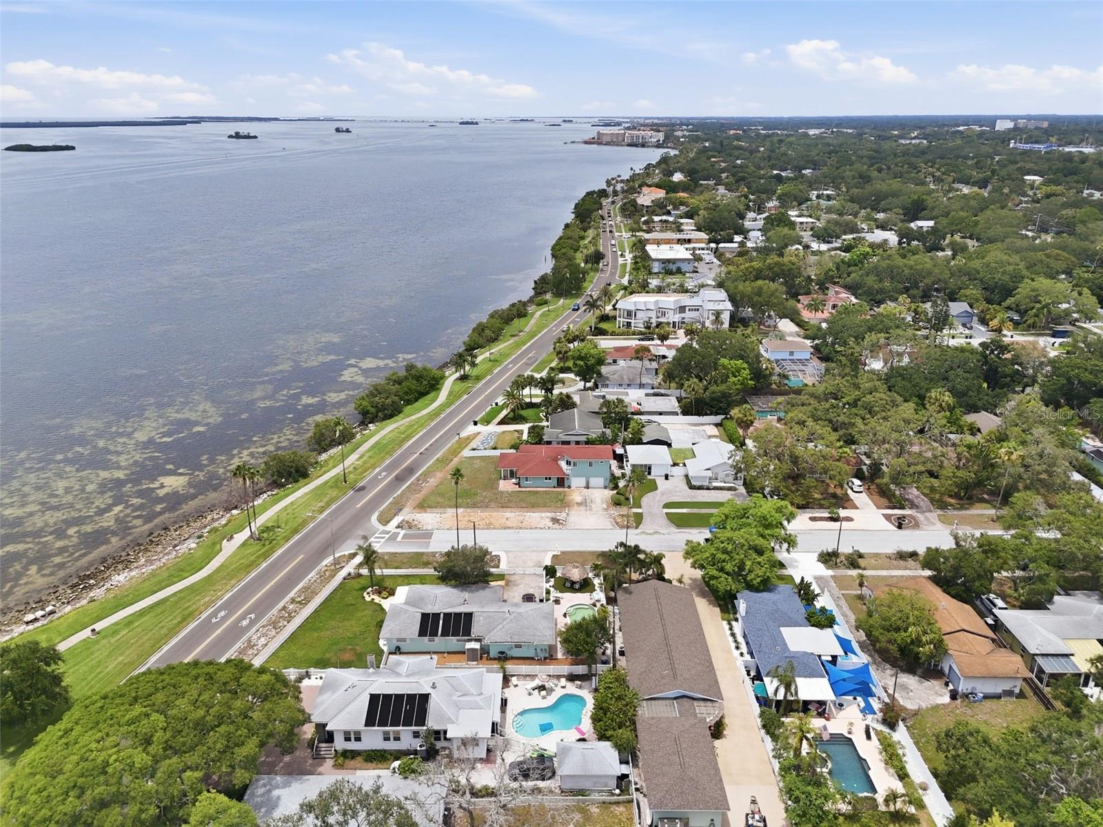 1963 EDGEWATER DR, CLEARWATER, FL — photo 95