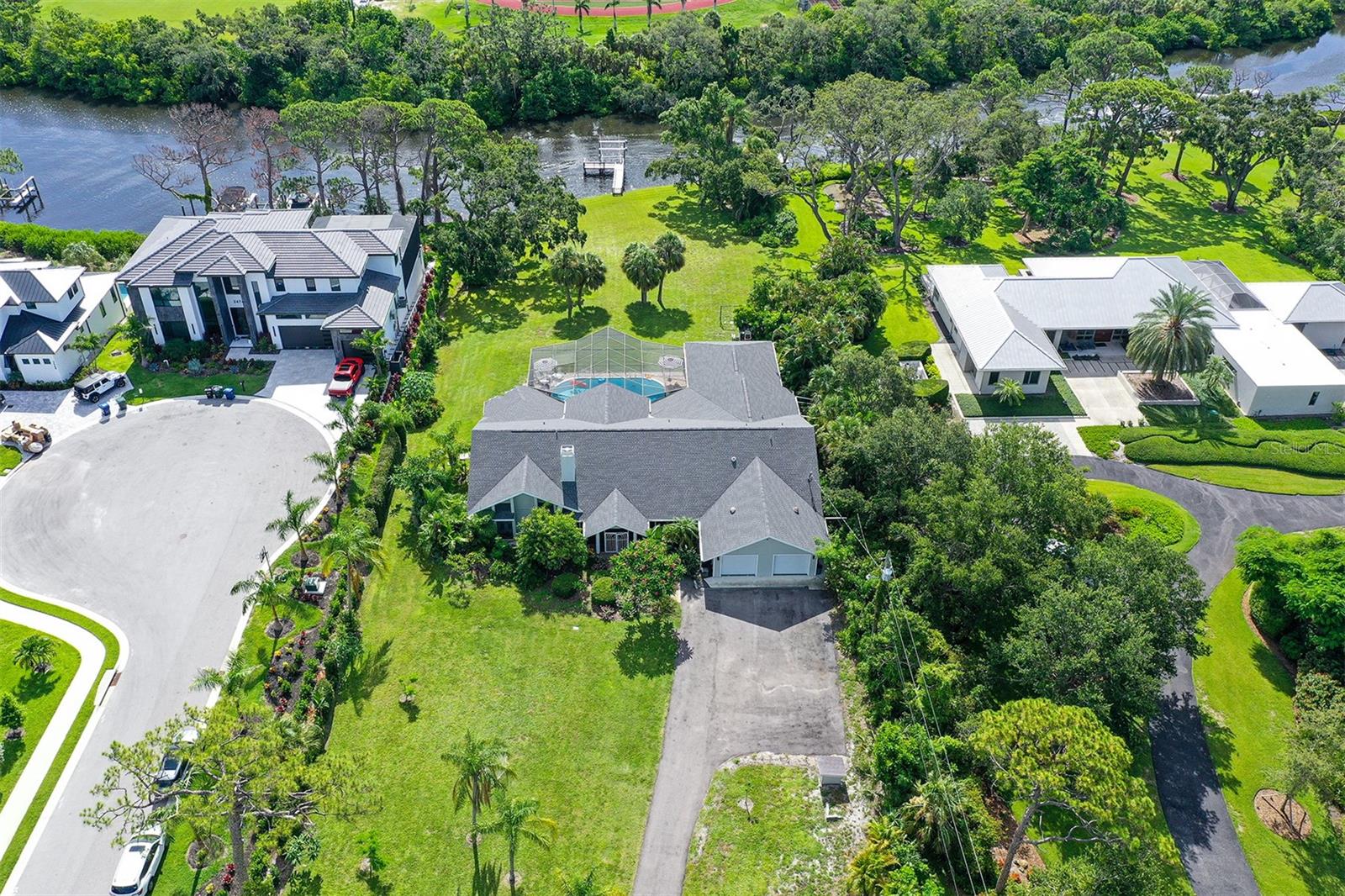 4935 RIVERWOOD AVE, SARASOTA, FL — photo 2