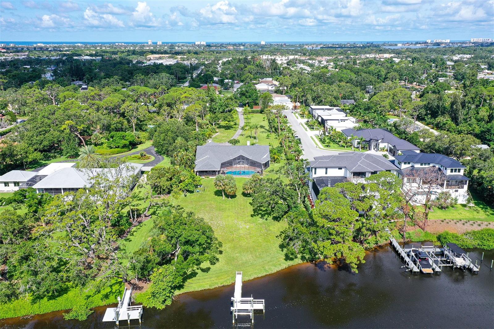 4935 RIVERWOOD AVE, SARASOTA, FL — photo 6