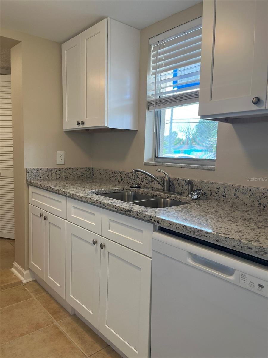 5521 BAY BLVD #103, PORT RICHEY, FL — photo 8