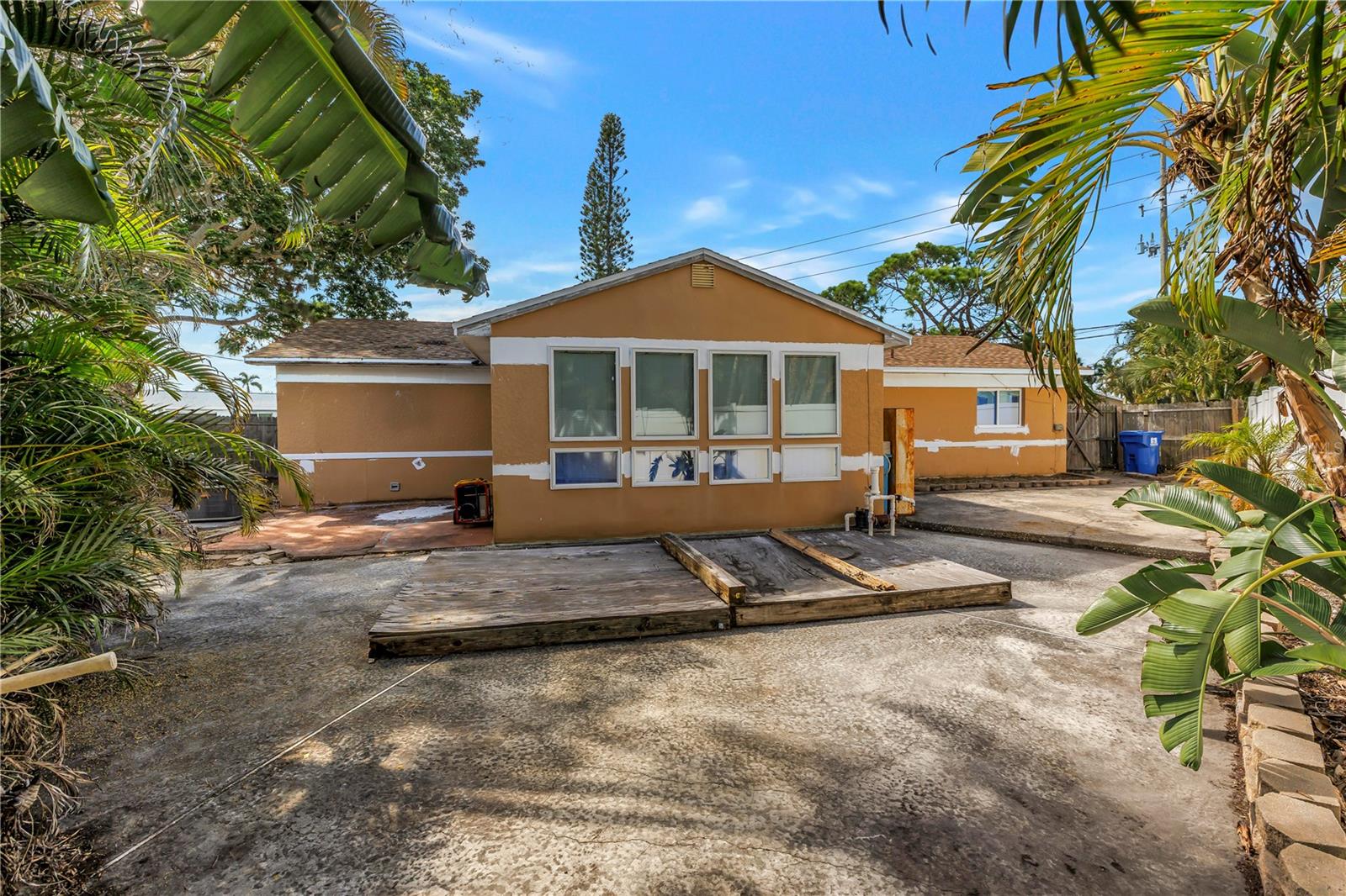 7901 CAUSEWAY BLVD S, ST PETERSBURG, FL — photo 12
