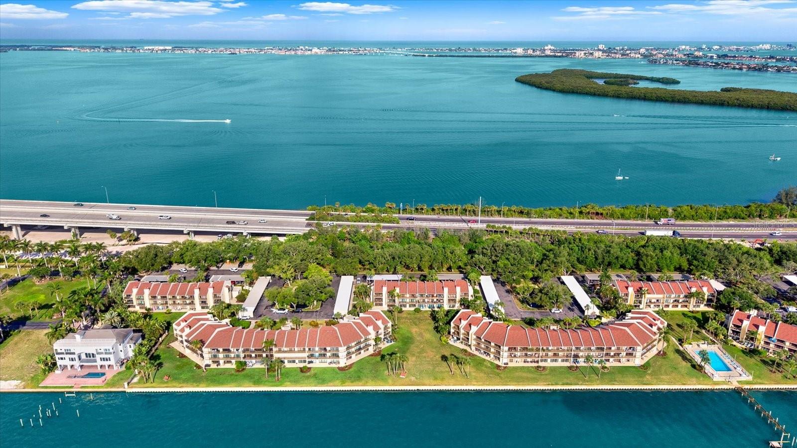 7530 SUNSHINE SKYWAY LN S #P7, ST PETERSBURG, FL — photo 26