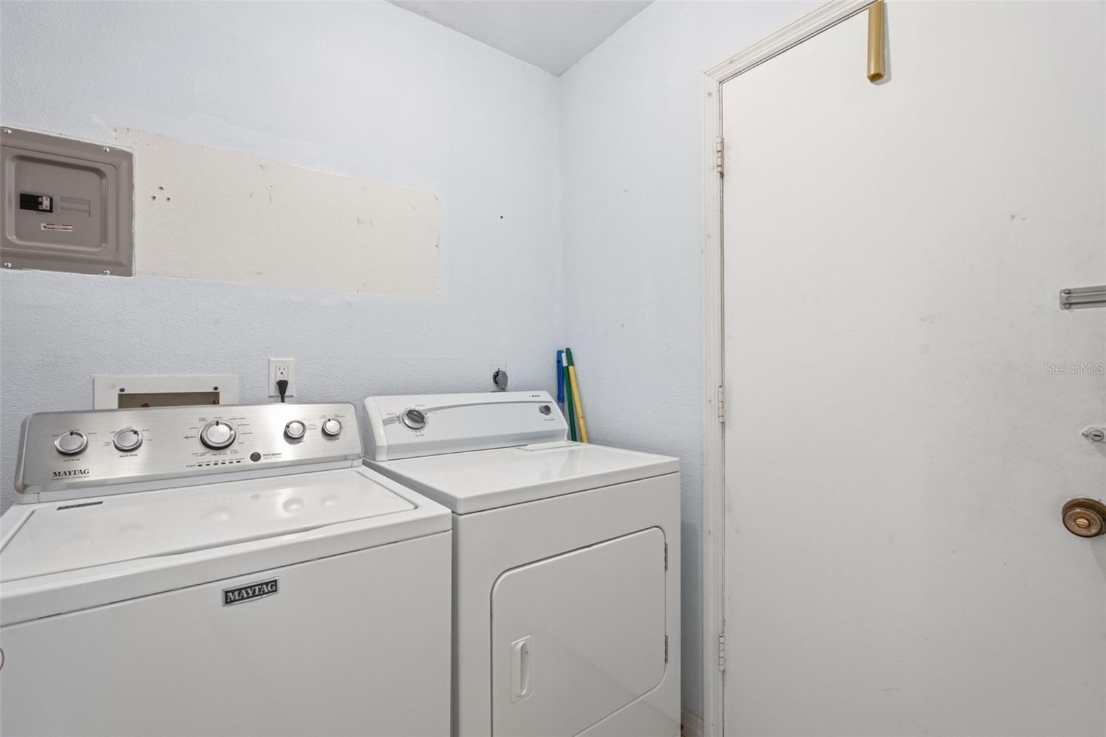 235 TAIT TER SE, PORT CHARLOTTE, FL — photo 32