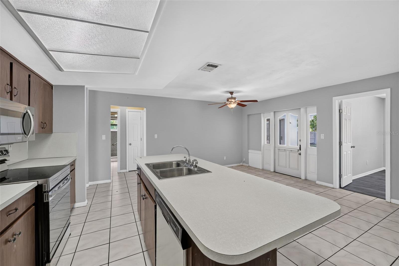 10760 62ND AVE, SEMINOLE, FL — photo 21