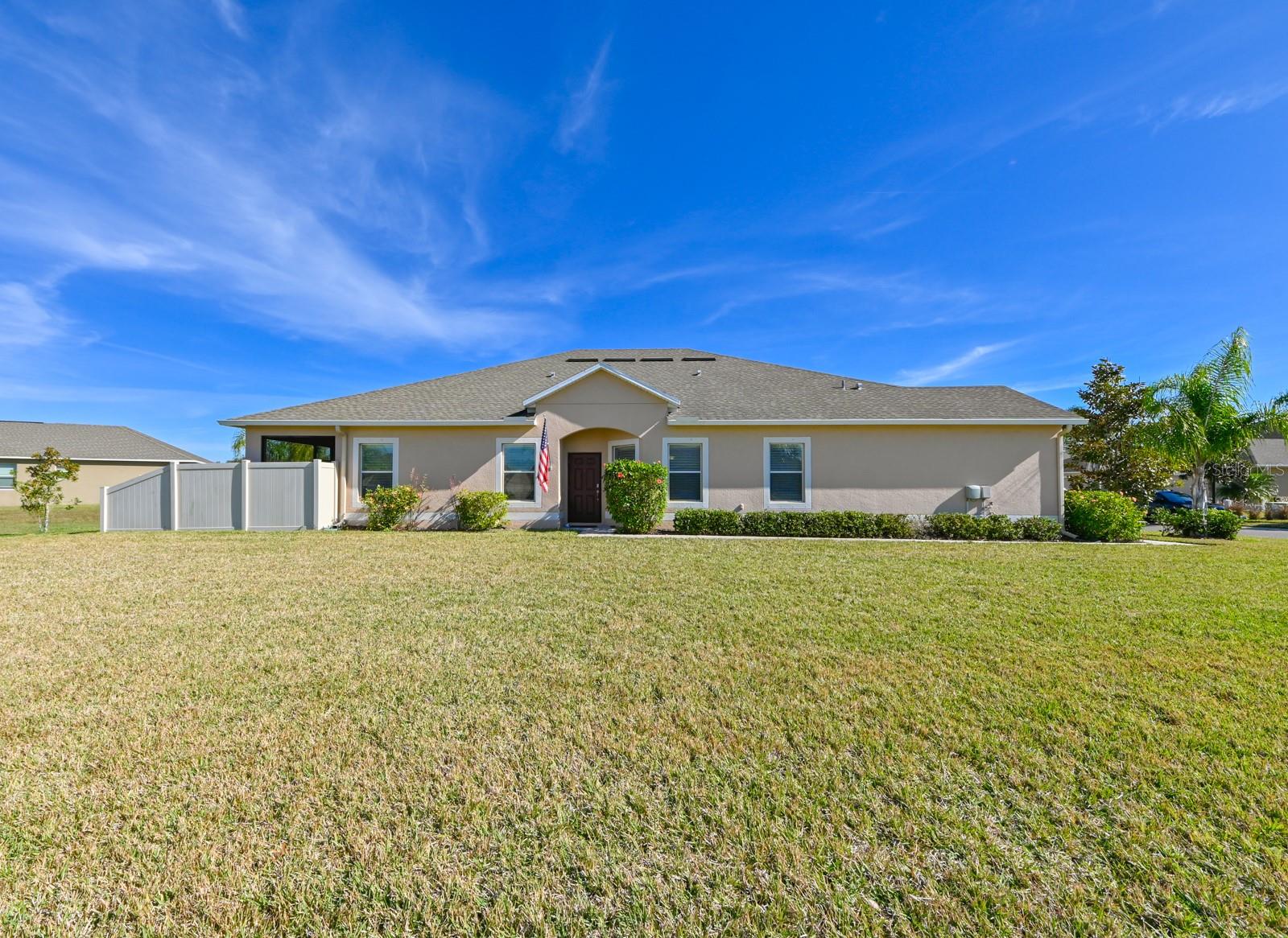 13529 CREST LAKE DR, HUDSON, FL — photo 2