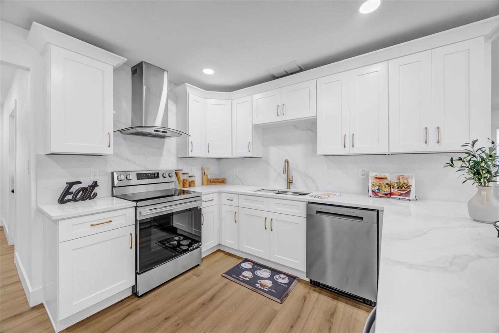 22369 SOUTHSHORE DR, LAND O LAKES, FL — photo 15