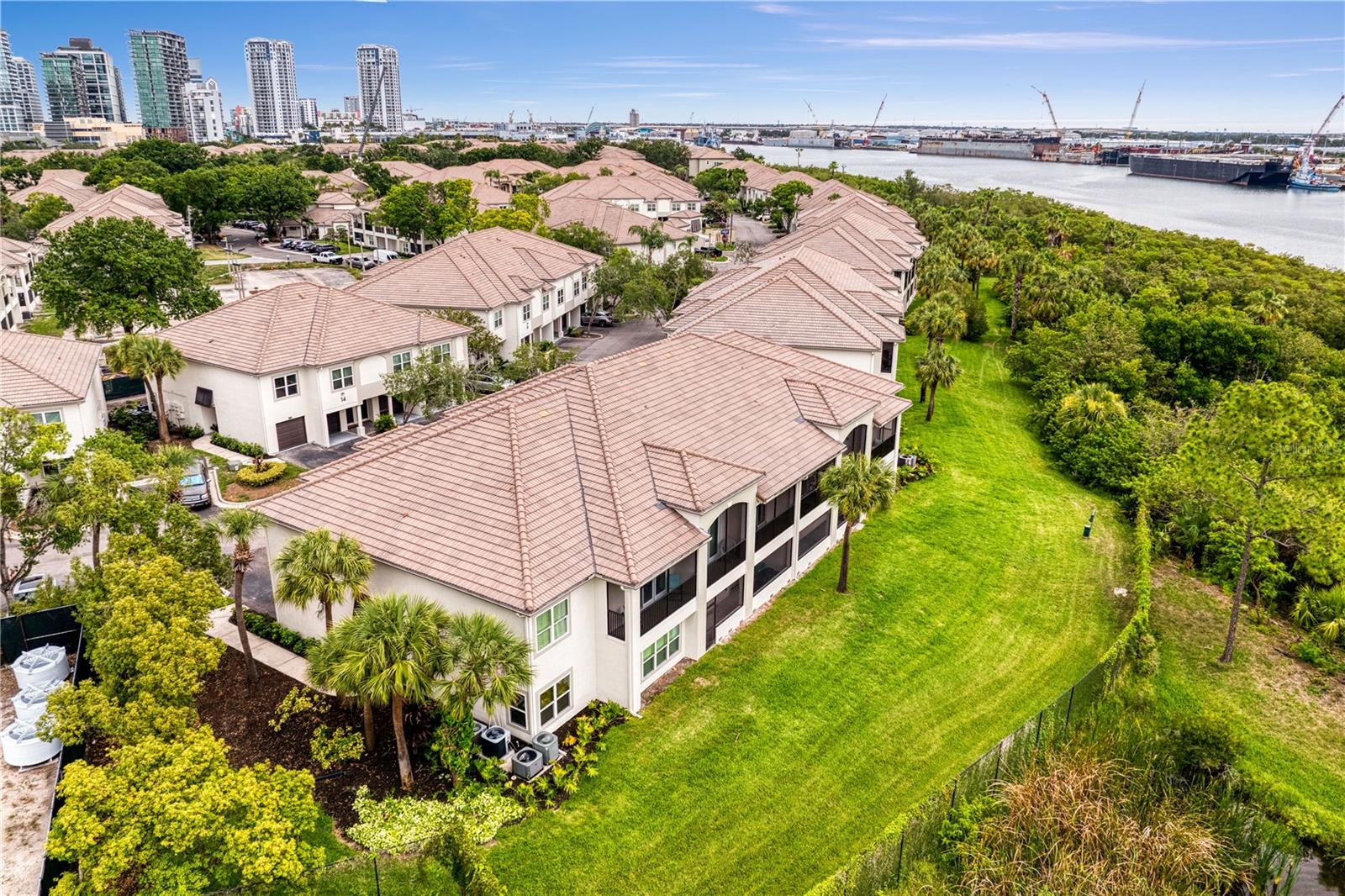 919 NORMANDY TRACE RD, TAMPA, FL — photo 13
