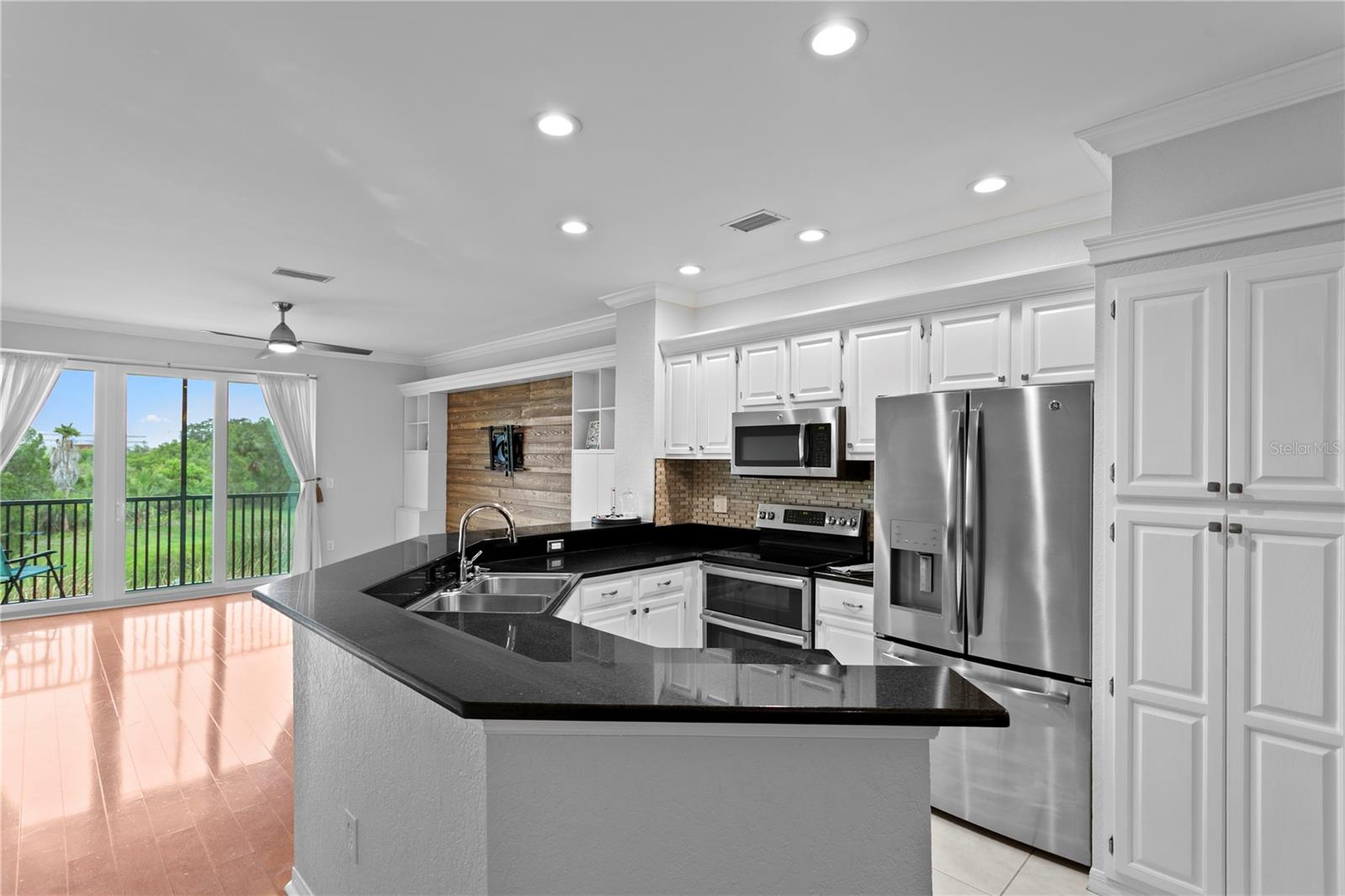 919 NORMANDY TRACE RD, TAMPA, FL — photo 16