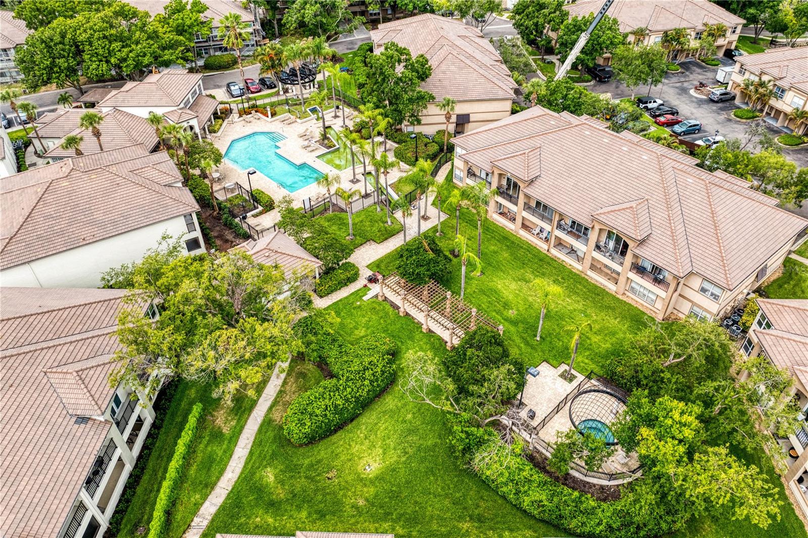 919 NORMANDY TRACE RD, TAMPA, FL — photo 32