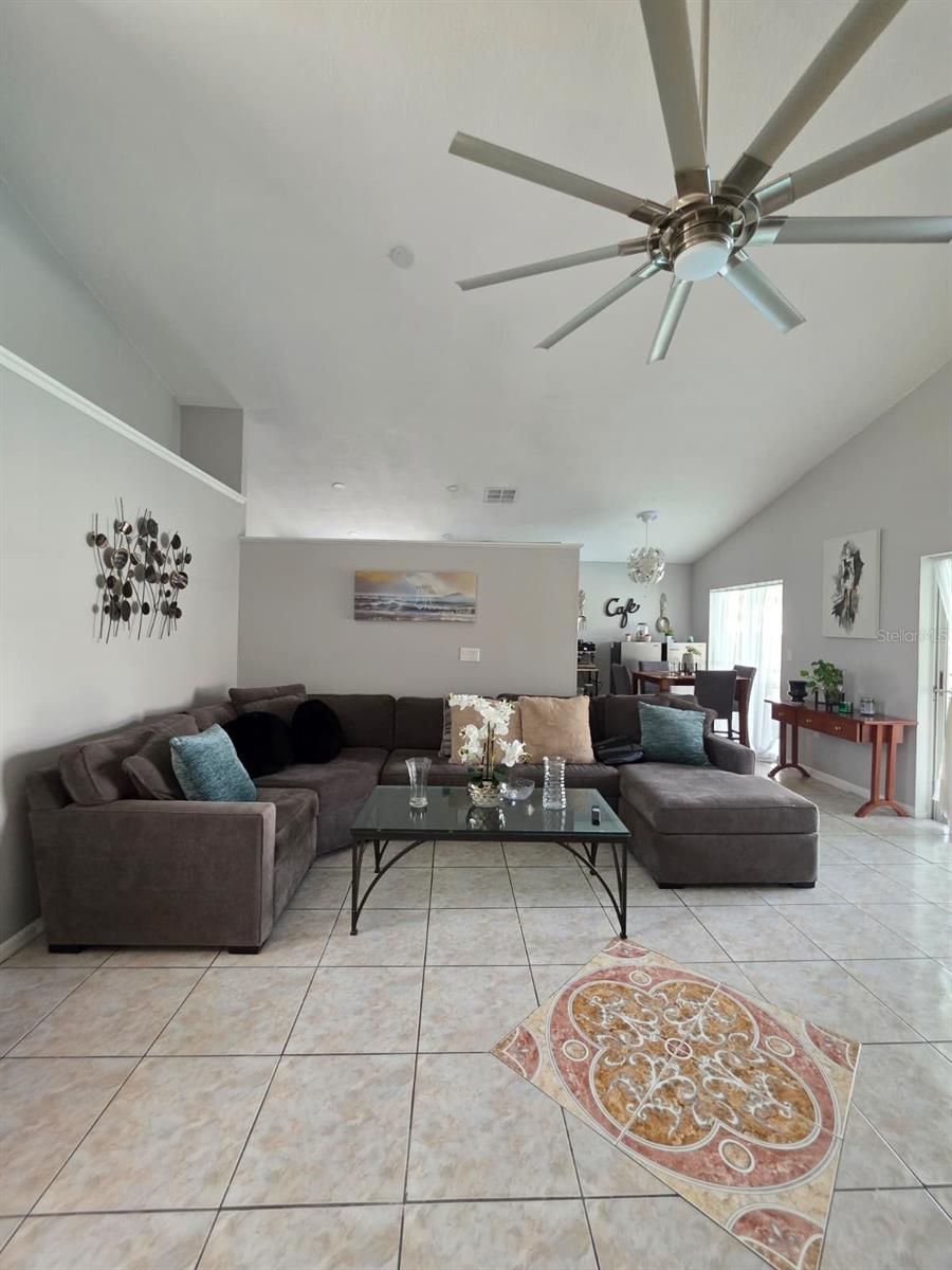 763 COUNTRY WOODS CIR, KISSIMMEE, FL — photo 4