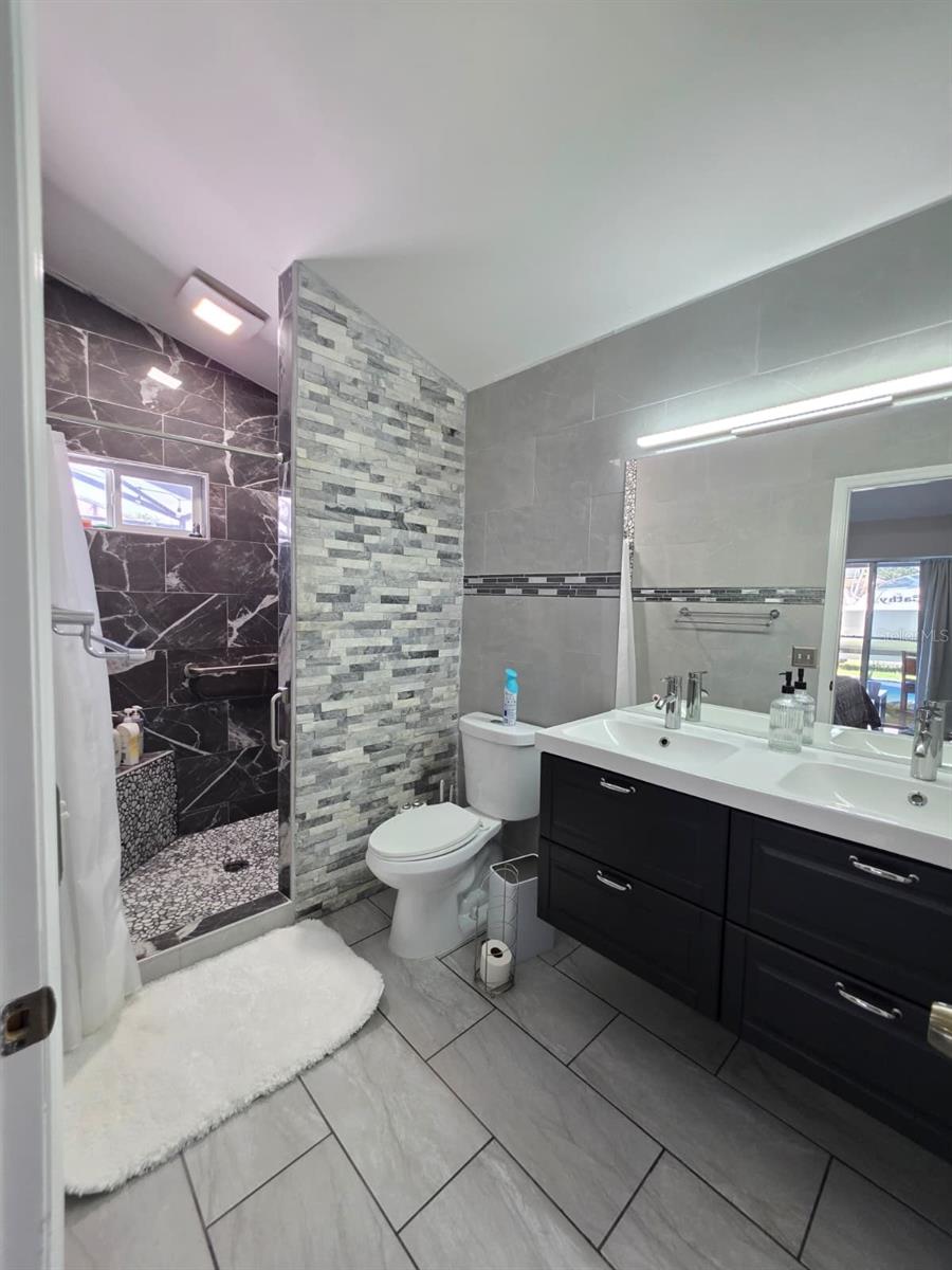 763 COUNTRY WOODS CIR, KISSIMMEE, FL — photo 15