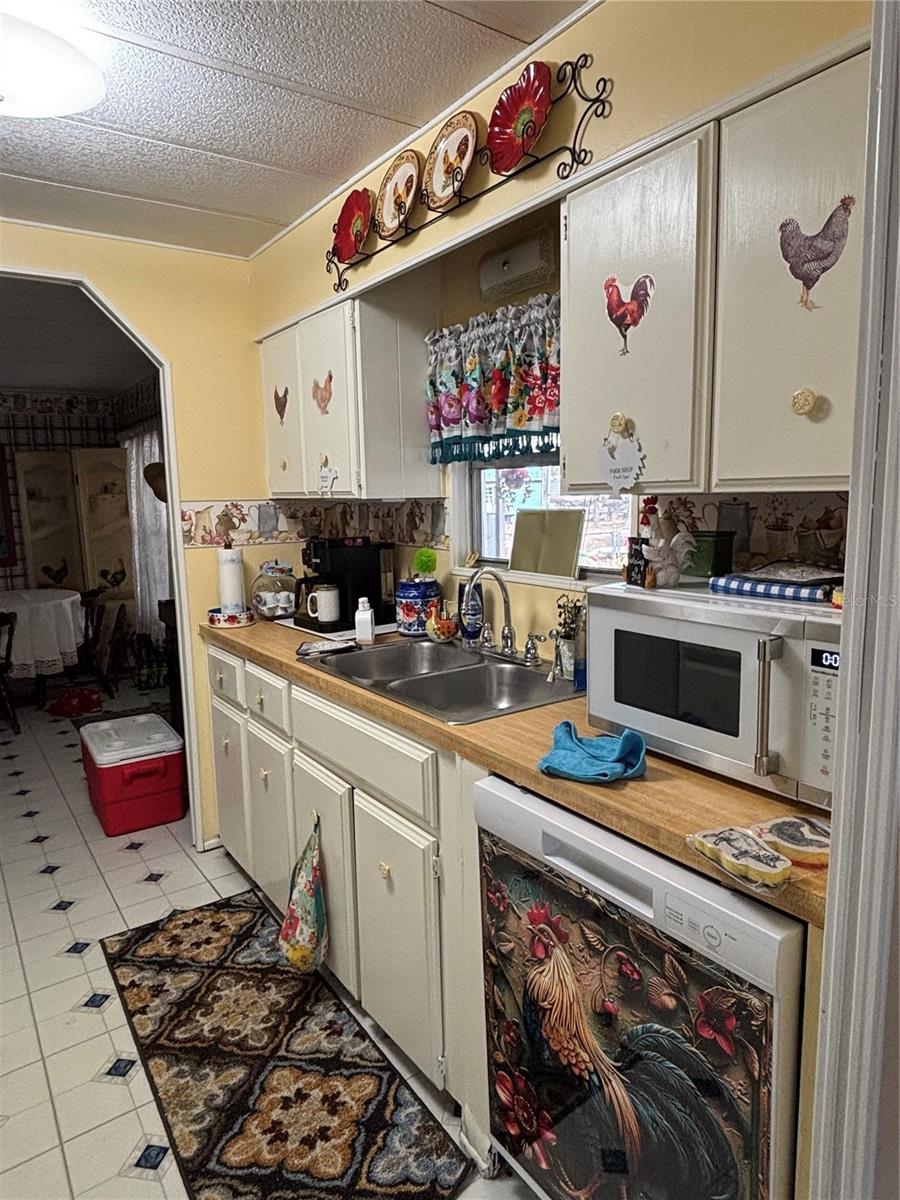 2420 SE 175TH TER, SILVER SPRINGS, FL — photo 8