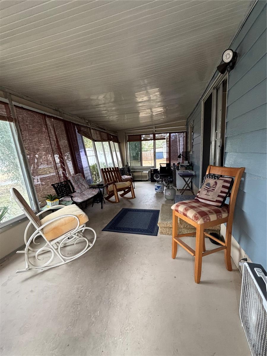 2420 SE 175TH TER, SILVER SPRINGS, FL — photo 17