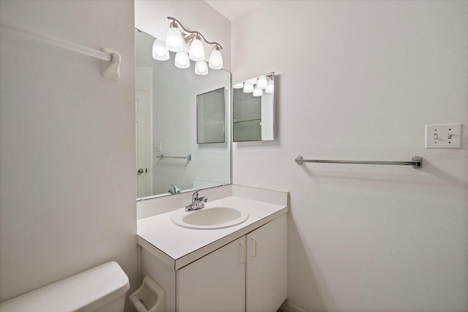 841 WATERSIDE DR #206, VENICE, FL — photo 23