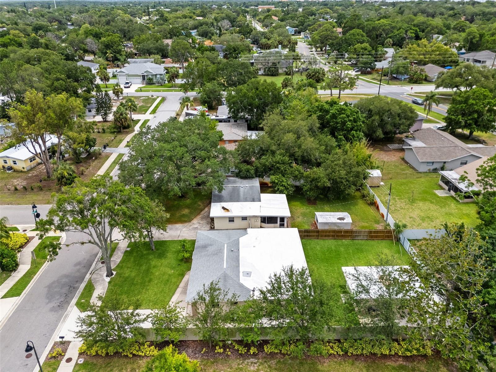 723 W BAYSHORE DR, TARPON SPRINGS, FL — photo 51