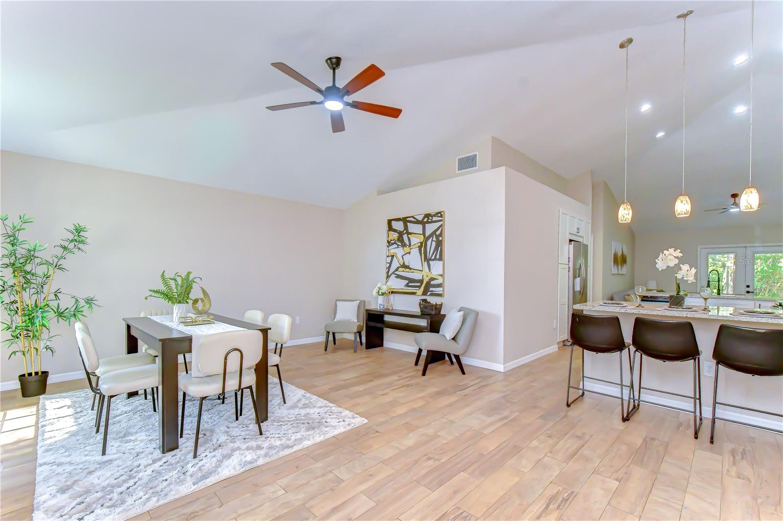 8545 MANASSAS RD, TAMPA, FL — photo 4