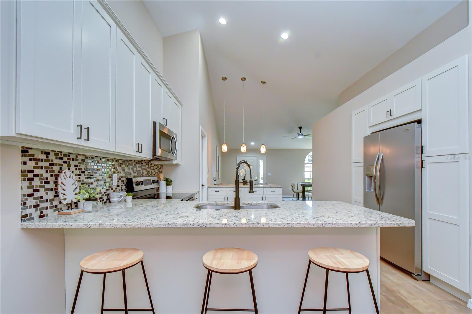 8545 MANASSAS RD, TAMPA, FL — photo 9