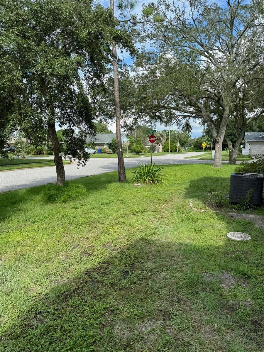 8563 PILGRIM CT, NEW PORT RICHEY, FL — photo 33