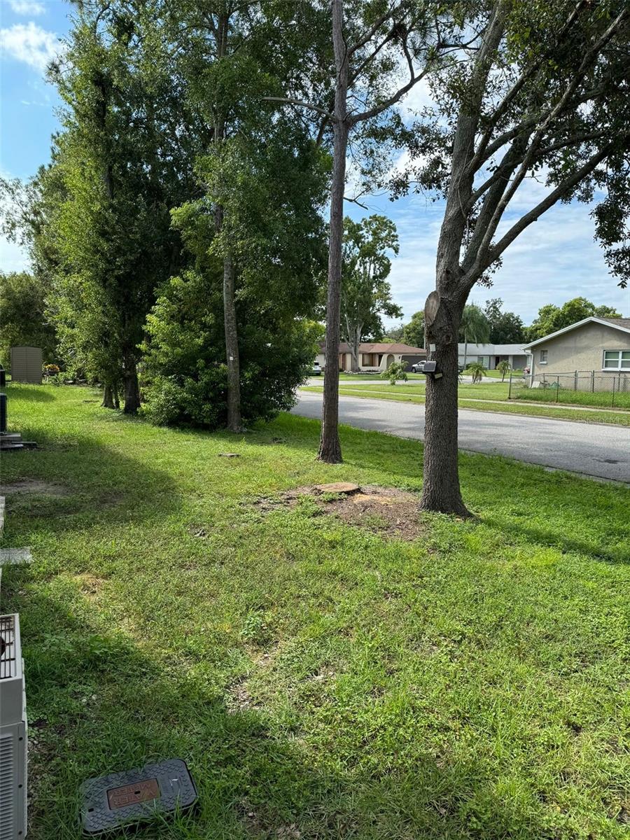 8563 PILGRIM CT, NEW PORT RICHEY, FL — photo 34