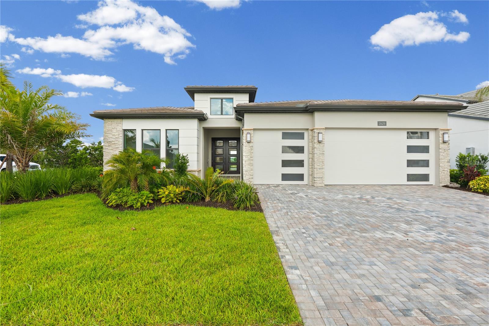 2629 WATERFRONT CIR, SARASOTA, FL — photo 3