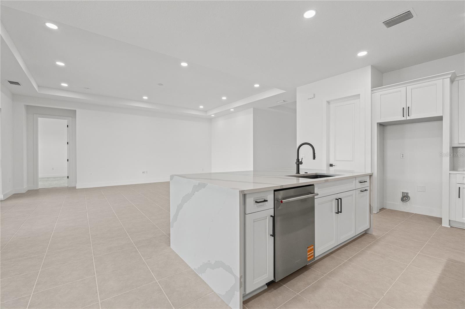 2629 WATERFRONT CIR, SARASOTA, FL — photo 25