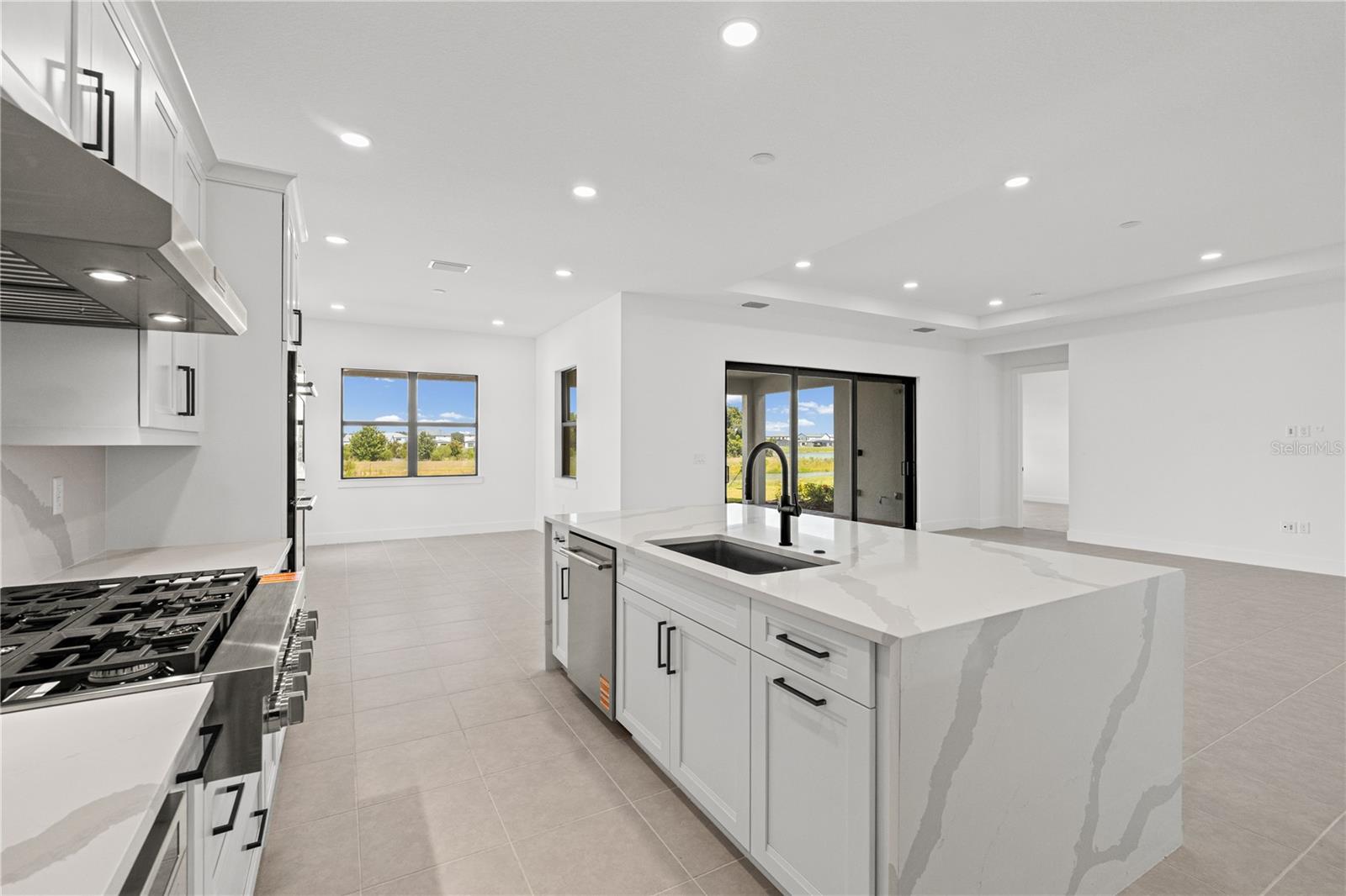 2629 WATERFRONT CIR, SARASOTA, FL — photo 26