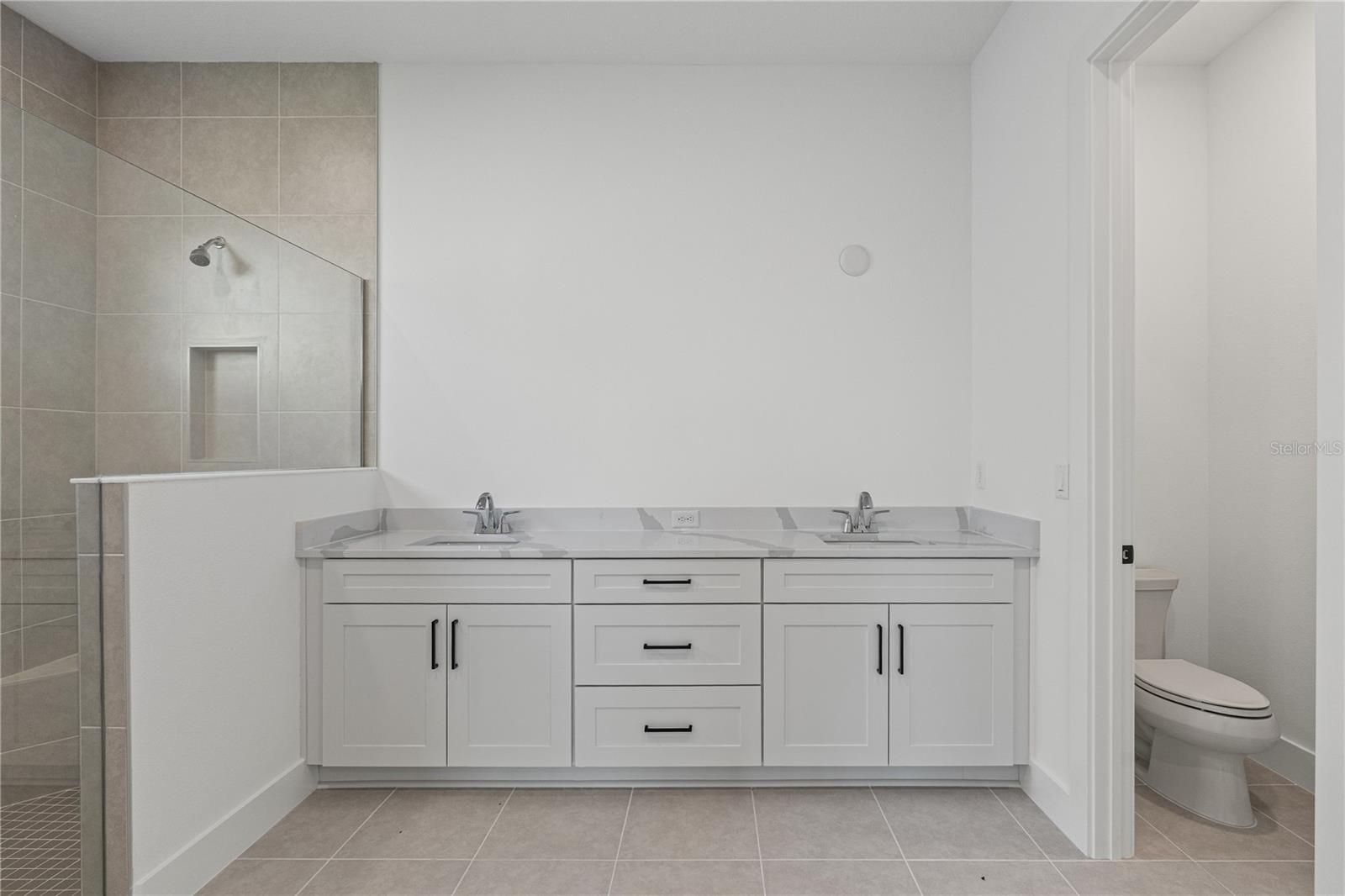 2629 WATERFRONT CIR, SARASOTA, FL — photo 36